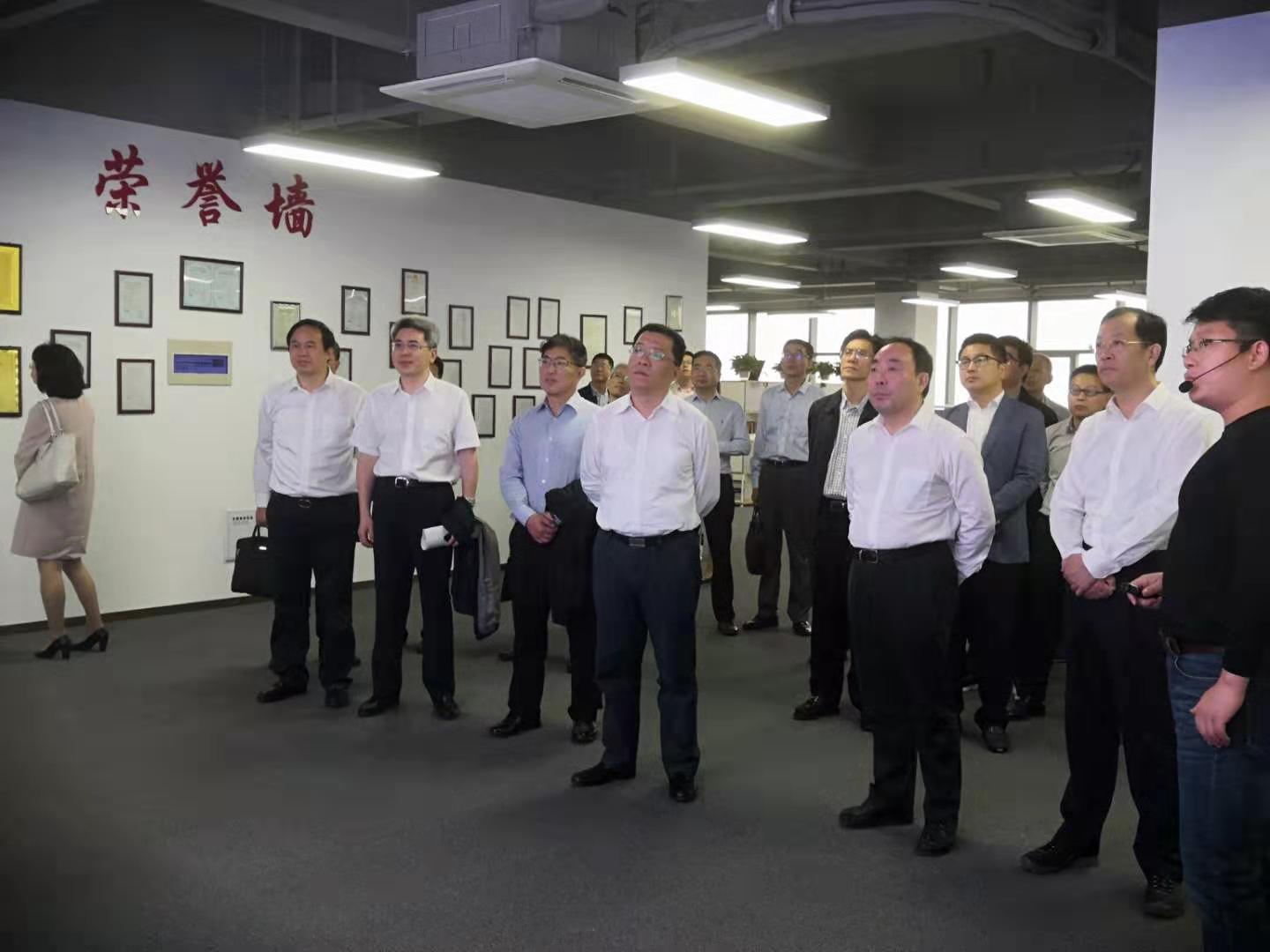 常州市市長、市委副書記都來了，他們在看什么？